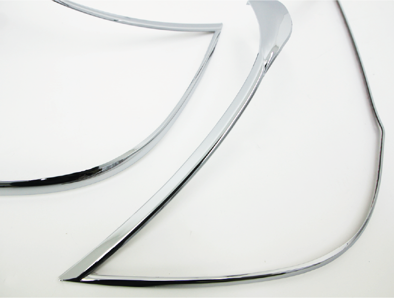 MOLDURA FARO POSTERIOR (2PCS)
