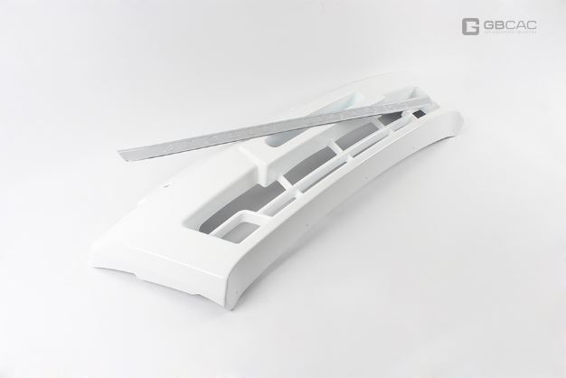 BUMPER DELANTERO METALICO BLANCO(1PCS)