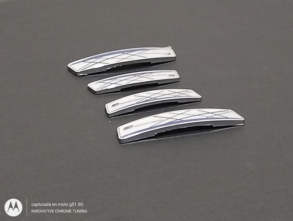 PROTECTOR DE PUERTAS Saturn (4PCS)