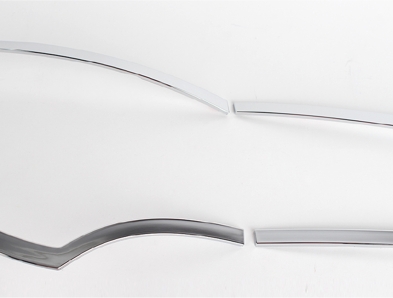MOLDURA FARO POSTERIOR (2PCS)