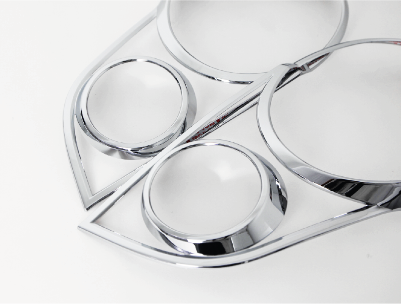 MOLDURA FARO POSTERIOR (2PCS)