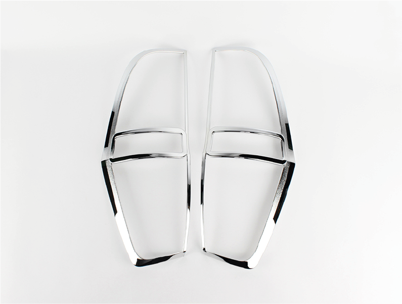 MOLDURA FARO POSTERIOR (1PCS)