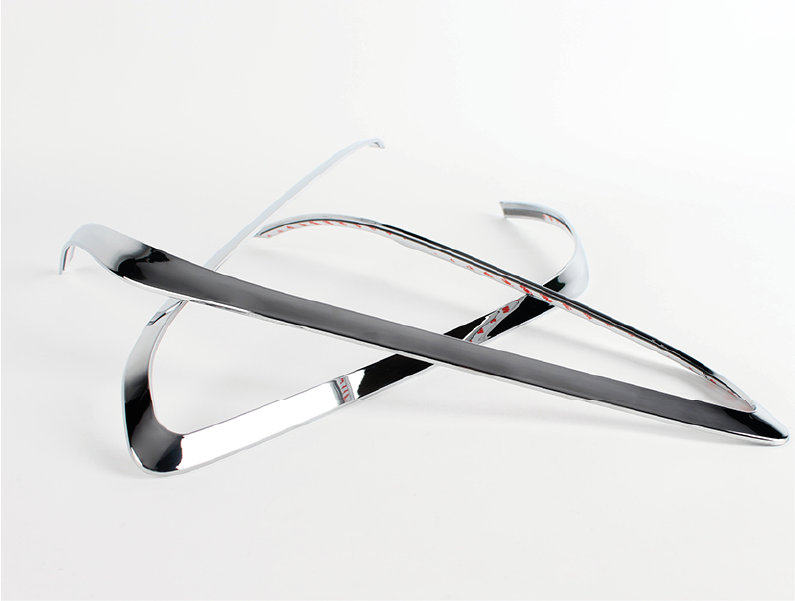 MOLDURA FARO POSTERIOR (4PCS)
