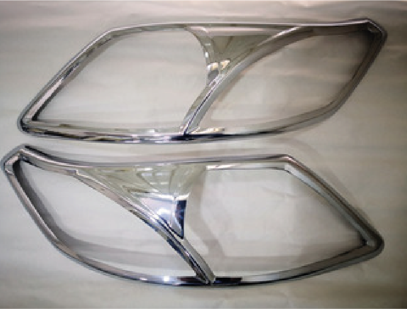 MOLDURA FARO DELANTERO (2PCS)